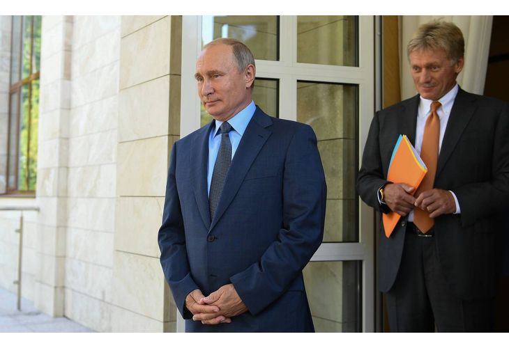 Владимир Путин и Дмитрий Песков Владимир Путин и Дмитрий Песков